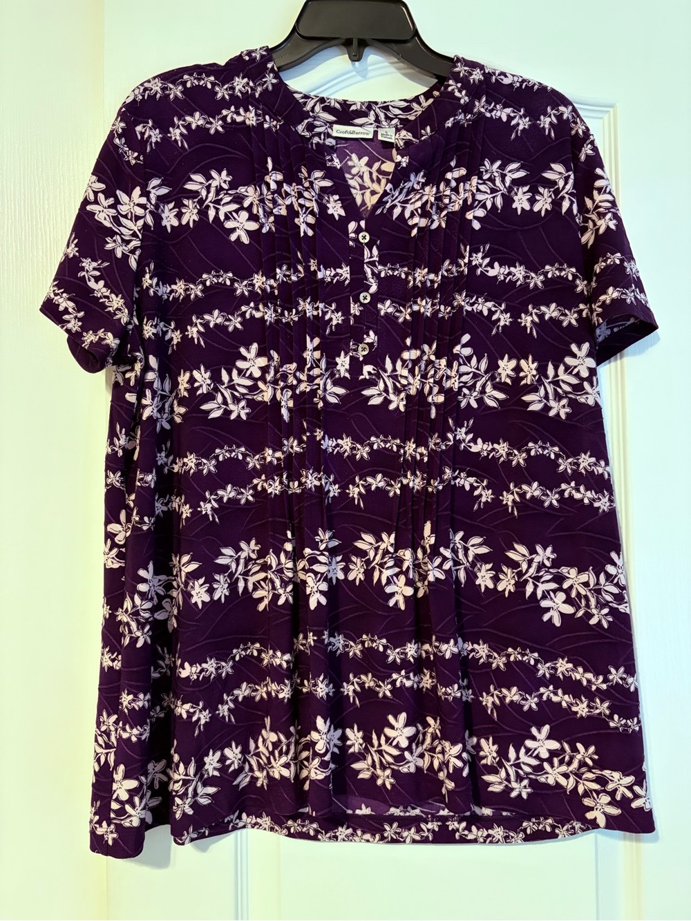 Deep Purple Floral Short-Sleeve Women’s Top - Lightweight, Elegant